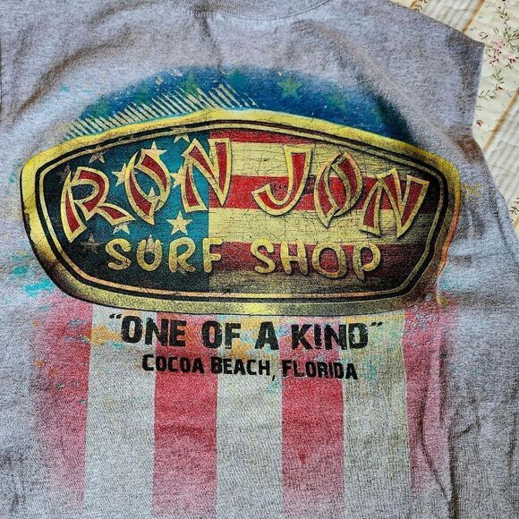 RON JON Sleeveless Cocoa Beach Graphic Tee NWOT - Picture 5 of 5
